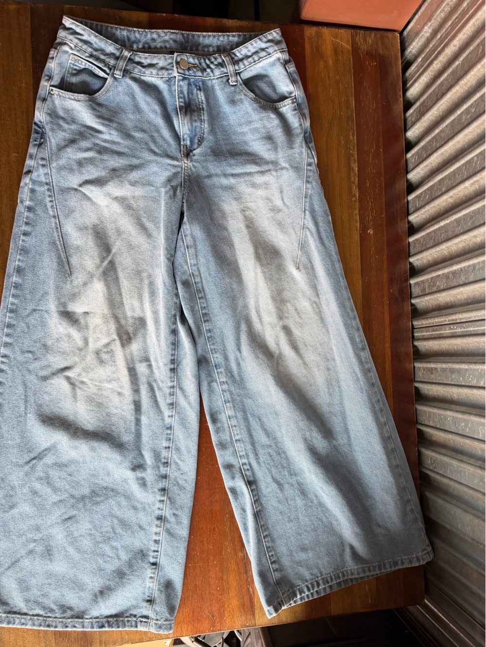 Cider Wide Leg Light Wash Jeans